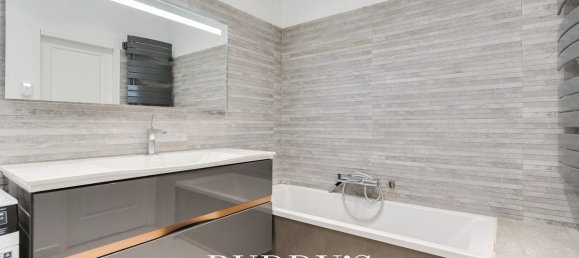 Apartamento de 3 dormitorios en Marseille, France No. 343416 16