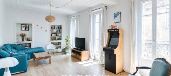 Apartamento de 3 dormitorios en Marseille, France No. 343416 8