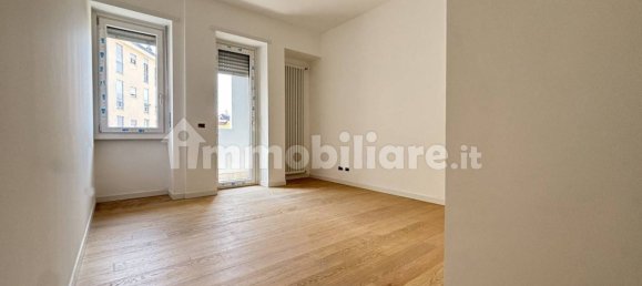 3 bedrooms Apartment in Milan, Italy No. 333171 15
