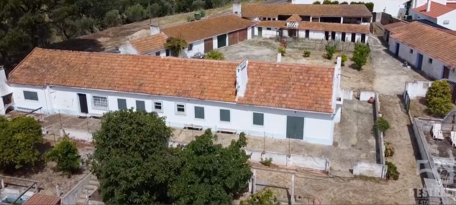 Дом с 3 спальнями в Авейраш де Байшу, Португалия № 89608