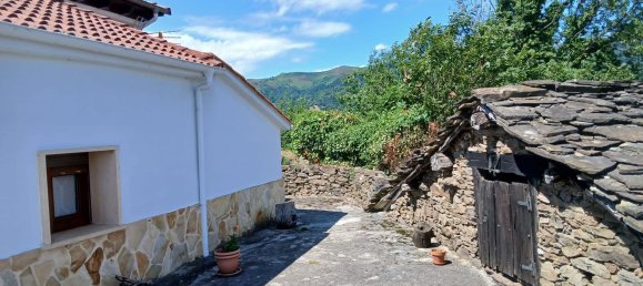 2 Schlafzimmer Haus in Asturias, Spain, Nr. 153789 8