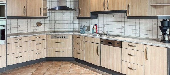 Дом с 12 комнатами в Варендорф, Германия № 220060 9