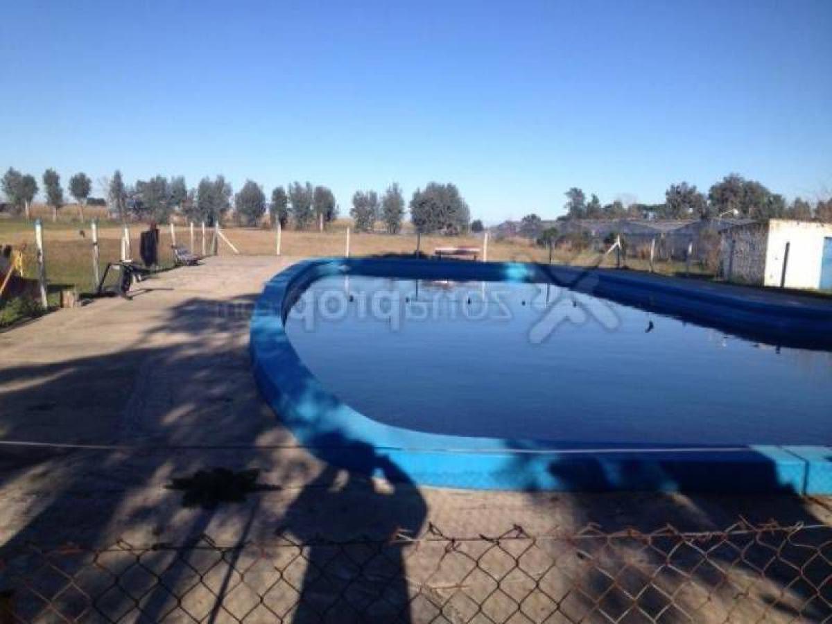 2 غرف نوم مزرعة في Florencio Varela, Argentina رقم 50926