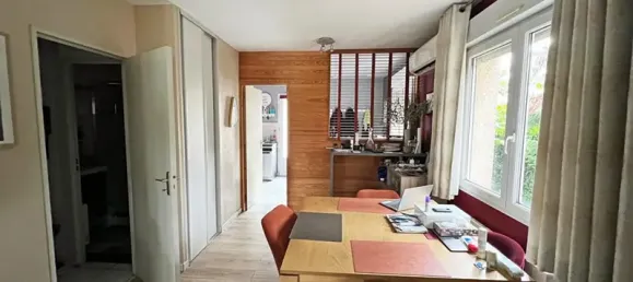 660m² Commercial property in Colomiers, France No. 302426 3