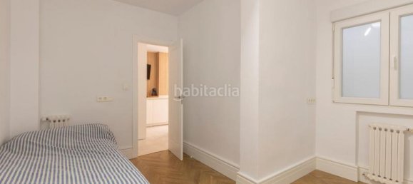 5 bedrooms Apartment in Granada, Spain No. 77326 17