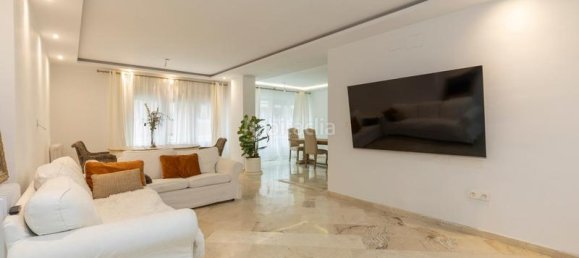 5 bedrooms Apartment in Granada, Spain No. 77326 22
