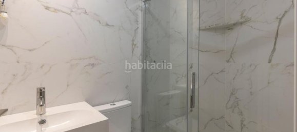 5 bedrooms Apartment in Granada, Spain No. 77326 15