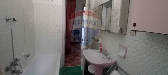 6 rooms Apartment in Genoa, Italy No. 271862 10