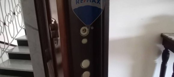 6 rooms Apartment in Genoa, Italy No. 271862 3