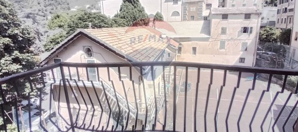 6 rooms Apartment in Genoa, Italy No. 271862 14