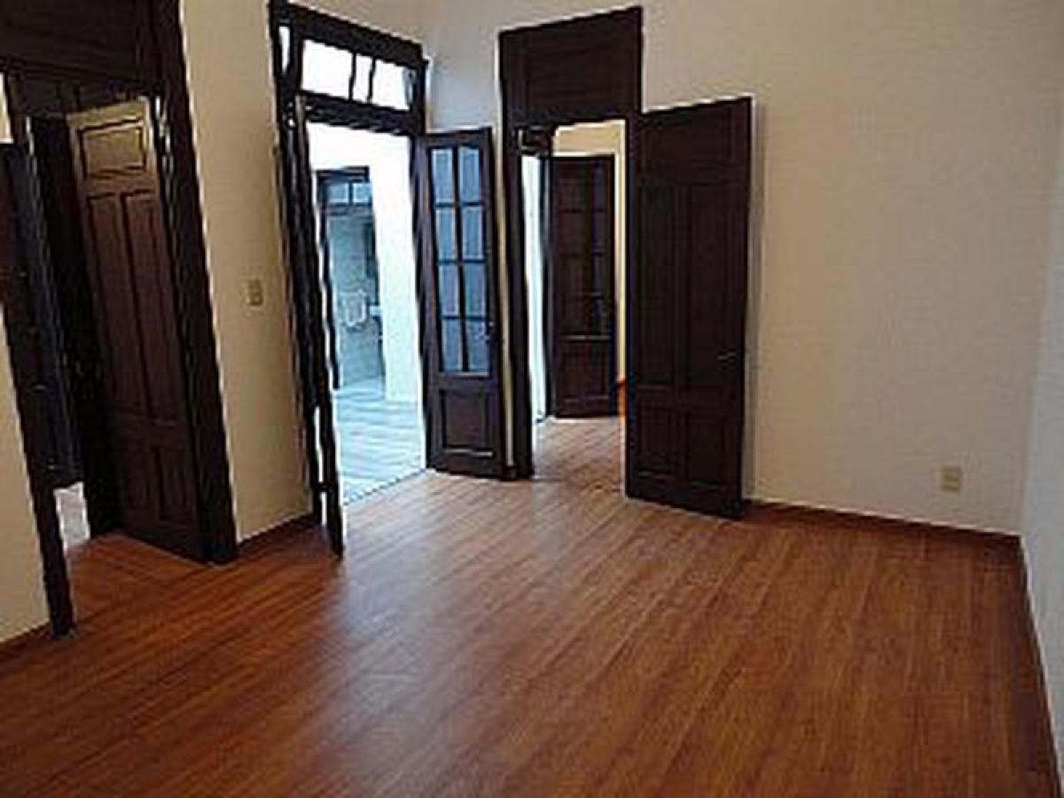 3 bedrooms Apartment in Montevideo, Uruguay No. 6342