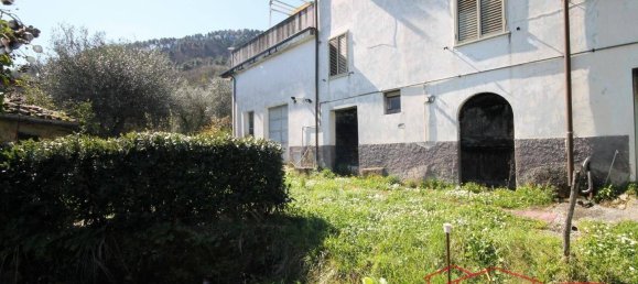 5 غرف نوم منزل في Lucca, Italy رقم 100522 11