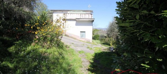 5 غرف نوم منزل في Lucca, Italy رقم 100522 16