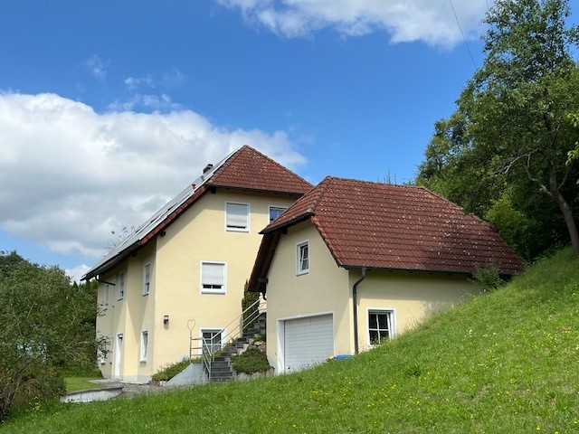 8غرفة تاون هاوس في Scheinfeld, Germany رقم 30197