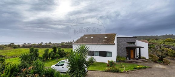 4 bedrooms House in Lagoa, Portugal No. 44307 10