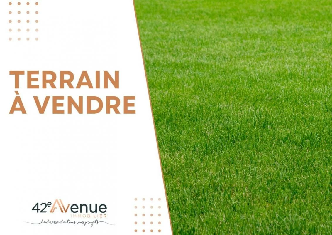 222m² Land in Saint-Cyprien, France No. 79278