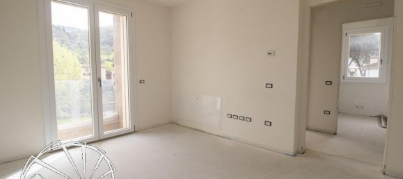3-Zimmer Wohnung in Vaiano, Italy, Nr. 25147 13