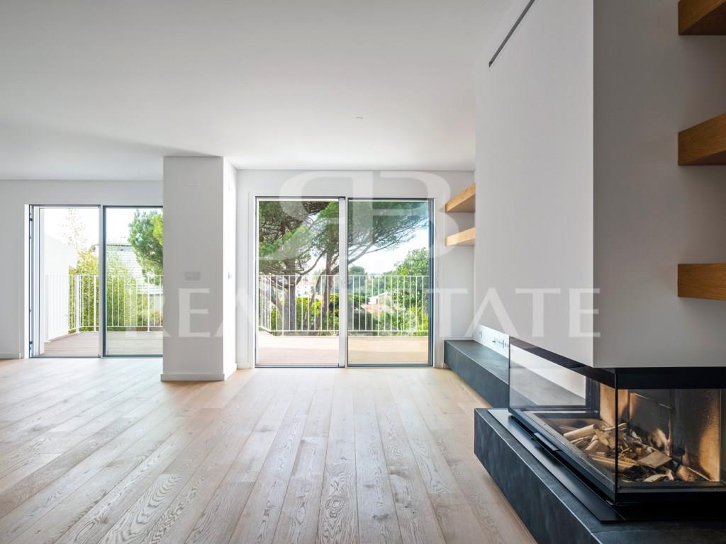 4 bedrooms House in Cascais, Portugal No. 104755