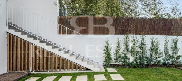 4 bedrooms House in Cascais, Portugal No. 104755 32