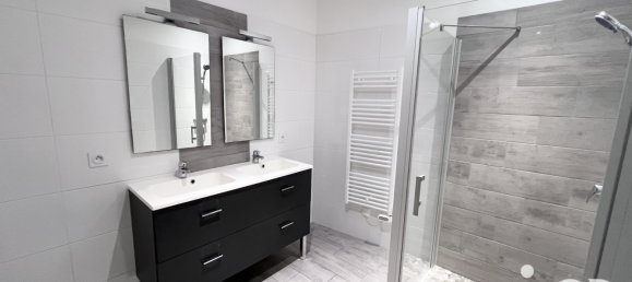 3 bedrooms House in Vendee, France No. 103146 9