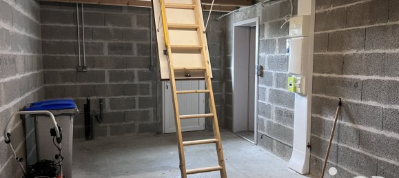 3 bedrooms House in Vendee, France No. 103146 11