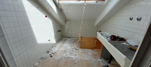 Entrepôt à Acquaviva Picena, Italy 2311m² No. 369895 22