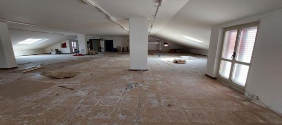 Entrepôt à Acquaviva Picena, Italy 2311m² No. 369895 21