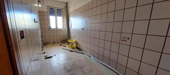 Entrepôt à Acquaviva Picena, Italy 2311m² No. 369895 17