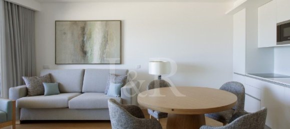 246m² Commercial property in Sesimbra, Portugal No. 64784 26