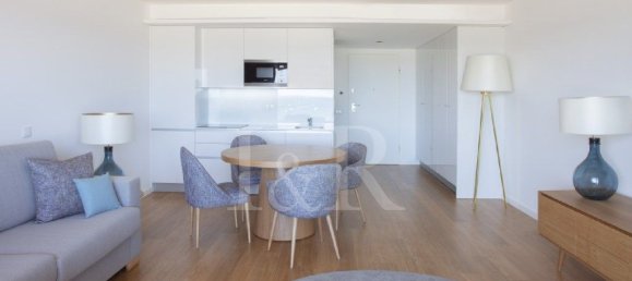 246m² Commercial property in Sesimbra, Portugal No. 64784 27