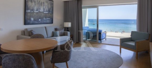 246m² Commercial property in Sesimbra, Portugal No. 64784 15