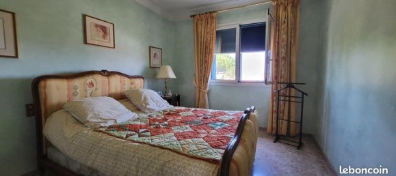 3 bedrooms House in Thuir, France No. 279132 8