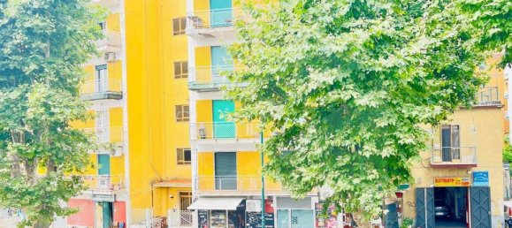 3 rooms Apartment in Naples, Italy No. 31323 50