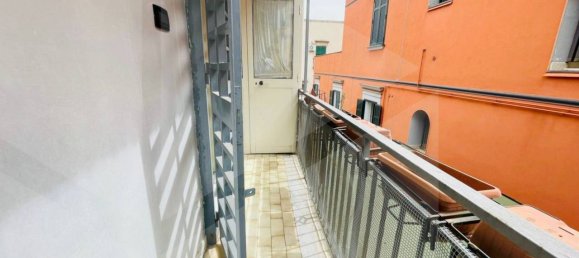 3 rooms Apartment in Naples, Italy No. 31323 27