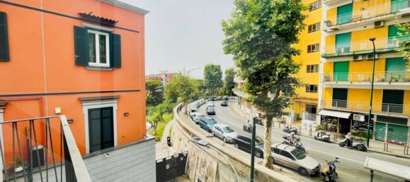 3 rooms Apartment in Naples, Italy No. 31323 9