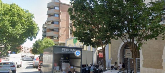 3 rooms Apartment in Rome, Italy No. 30786 2