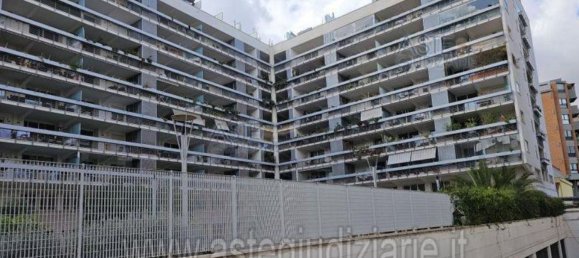 3 rooms Apartment in Rome, Italy No. 30786 16