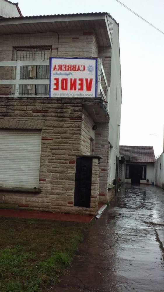 2 bedrooms House in Mar del Plata, Argentina No. 67539