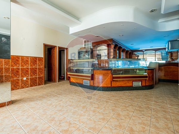 116m² Commercial property in Viseu, Portugal No. 48408