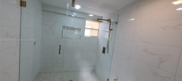 3 dormitorios villa en alquiler en Miami, Miami-Dade, Florida, USA № 615040 20