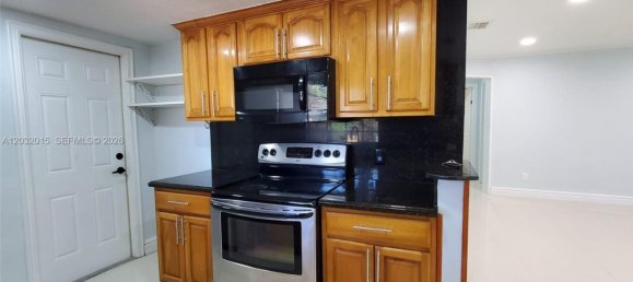 3 dormitorios villa en alquiler en Miami, Miami-Dade, Florida, USA № 615040 24