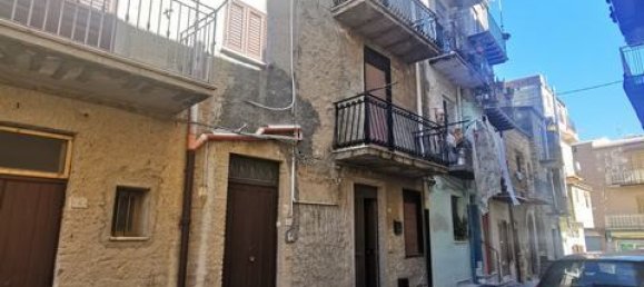 3 Schlafzimmer Haus in Cianciana, Italy, Nr. 168237 3