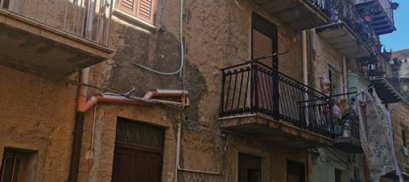 3 Schlafzimmer Haus in Cianciana, Italy, Nr. 168237 2