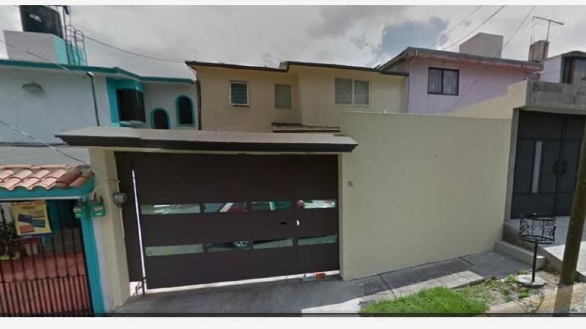 4 bedrooms House in Tlalnepantla, Mexico No. 211594