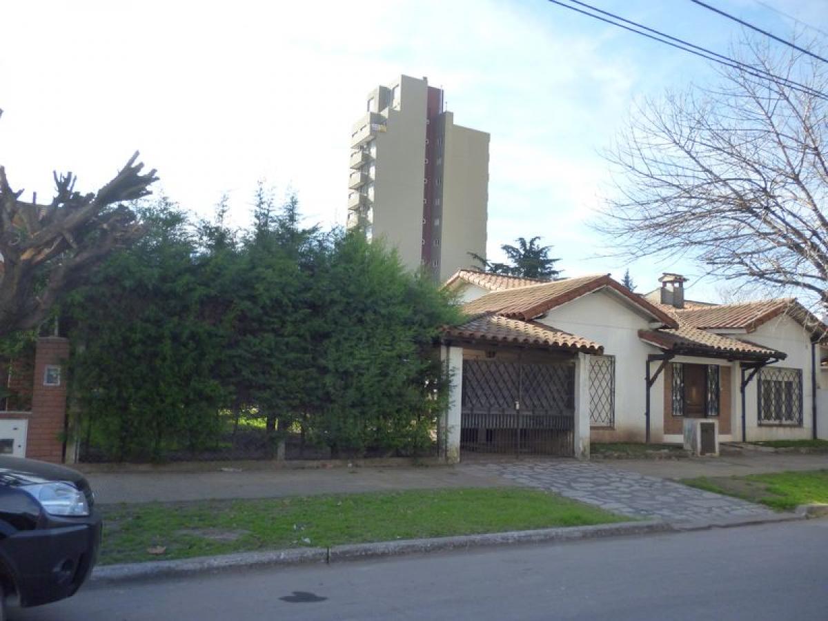 3 Schlafzimmer Haus in San Miguel, Argentina, Nr. 65613