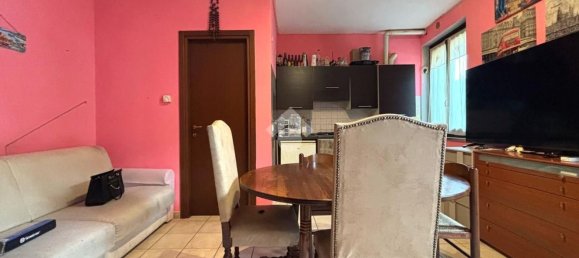 Studio in Chivasso, Italy No. 57350 8