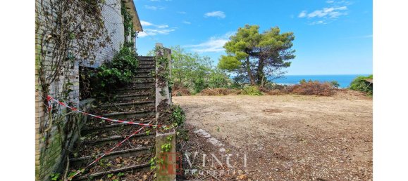 3 bedrooms House in San Benedetto del Tronto, Italy No. 166580 35