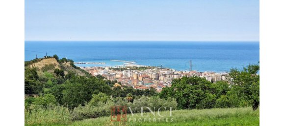 3 bedrooms House in San Benedetto del Tronto, Italy No. 166580 19