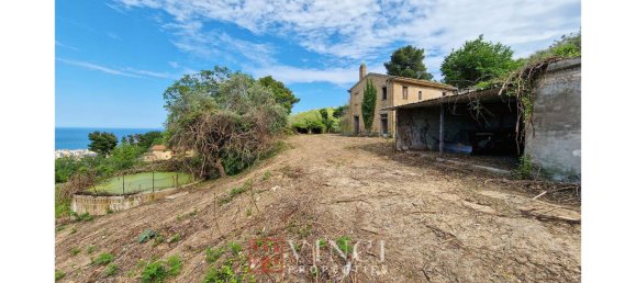 3 bedrooms House in San Benedetto del Tronto, Italy No. 166580 22