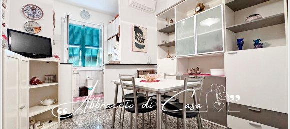 Квартира с 7 комнатами в Генуя, Италия № 186265 8